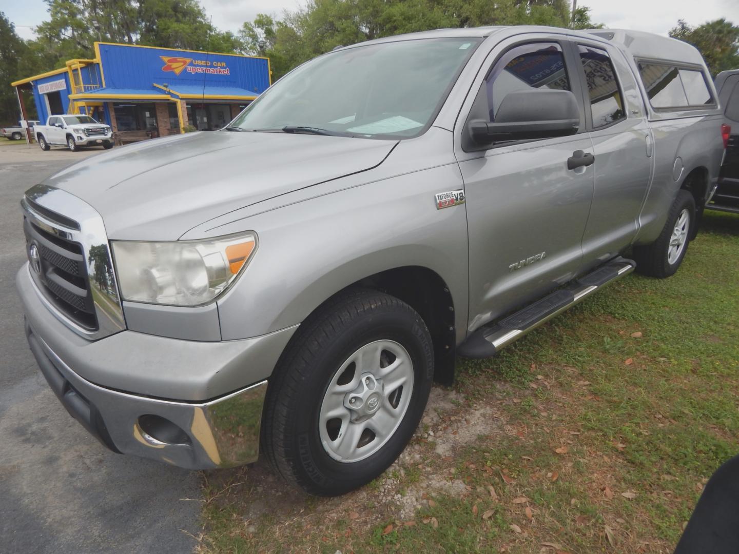 2012 Silver Metallic /Charcoal Toyota Tundra SR5 (5TFRY5F19CX) with an 5.7L V8 engine, Automatic transmission, located at 3120 W Tennessee St, Tallahassee, FL, 32304-1002, (850) 575-6702, 30.458841, -84.349648 - Photo#0